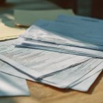 Quels sont les délais entre départ et premier versement ?